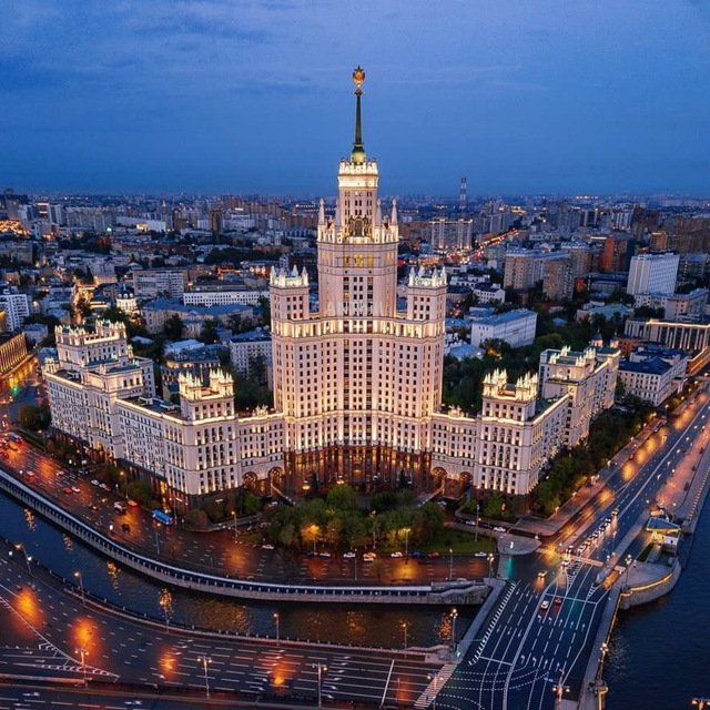 IZBA Apartments/Сталинские высотки